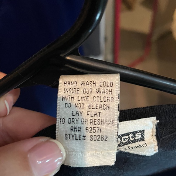 Sweater with bead trim - Picture 8 of 8